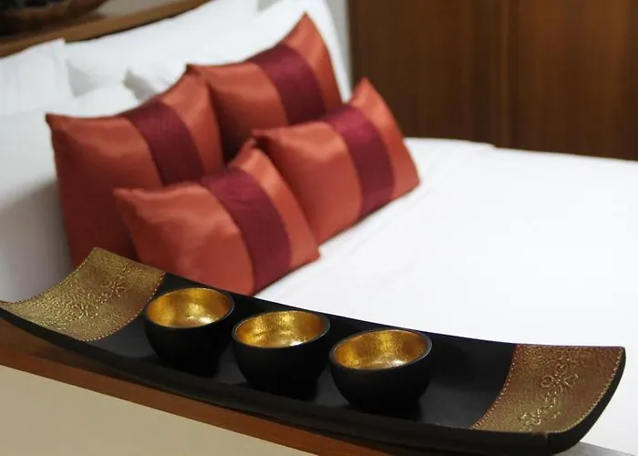 B.s. Court Sathorn Hotel 3*