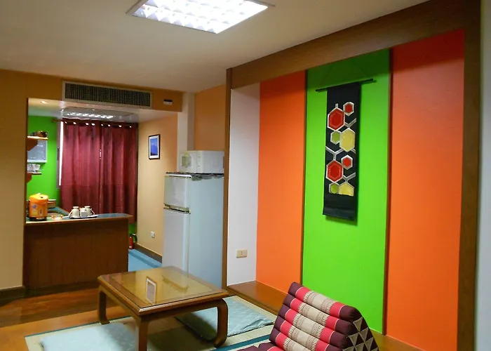 B.s. Court Sathorn 3* Bangkok