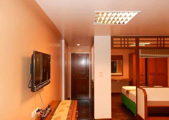 B.s. Court Sathorn Bangkok