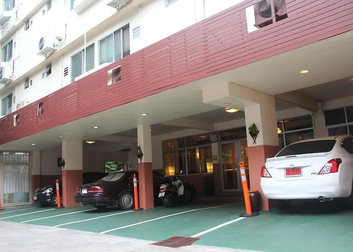 B.s. Court Sathorn Bangkok